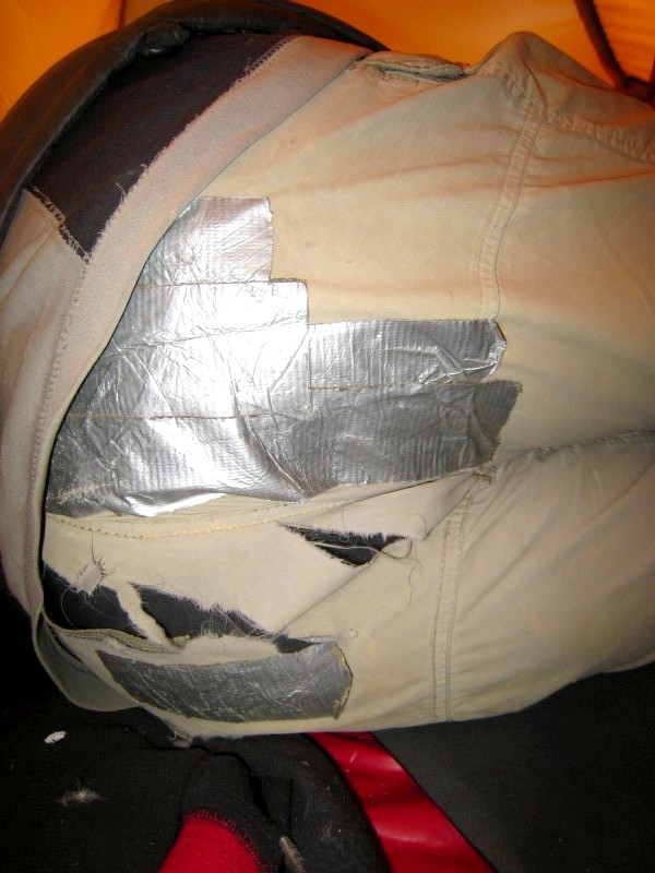 wandern in tibet 009 thorstens hose ist leicht gerissen.jpg