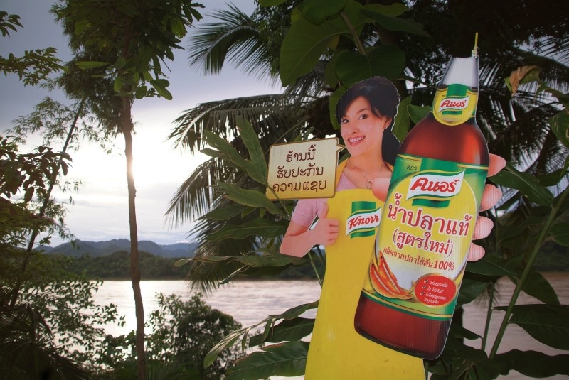 	Laos: Auch in Laos hält die westliche Werbung einzug	