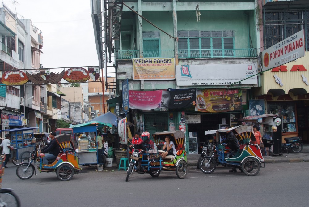 Sumatra Indonesien Hello Mister 036
