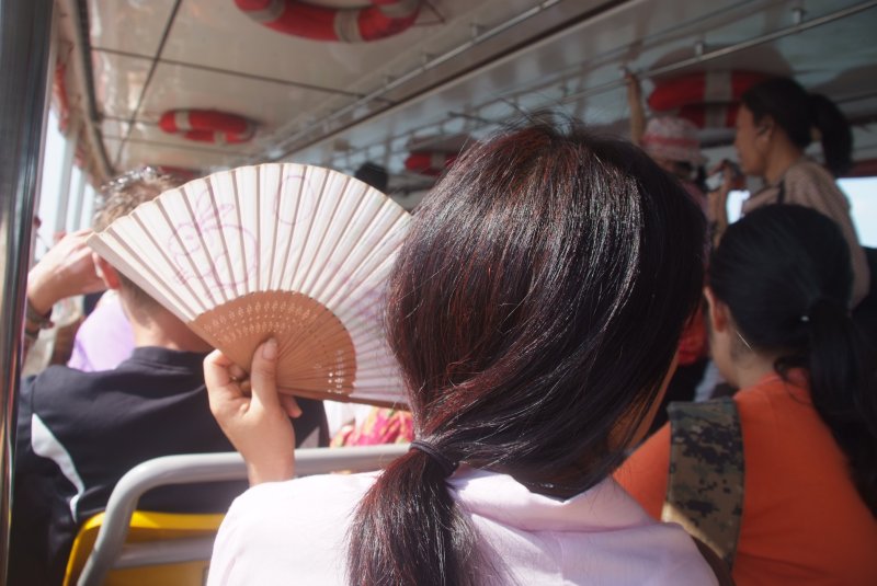 thailand5 Frau mit Faecher